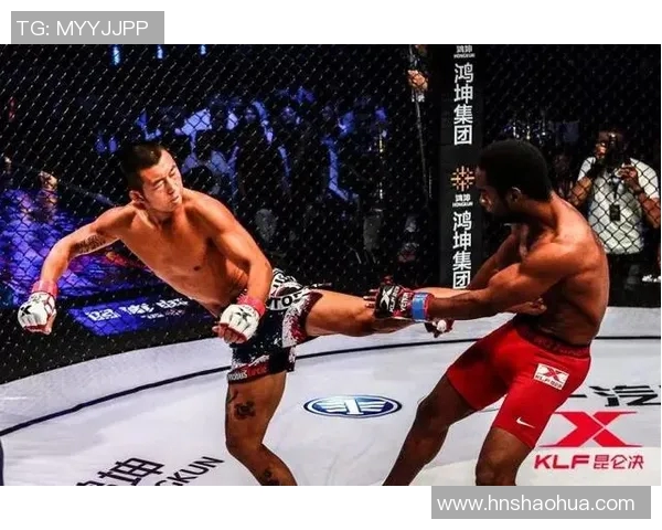 吕振鸿与金牙疯马激战在即谁将成为拳坛新王者的传奇对决