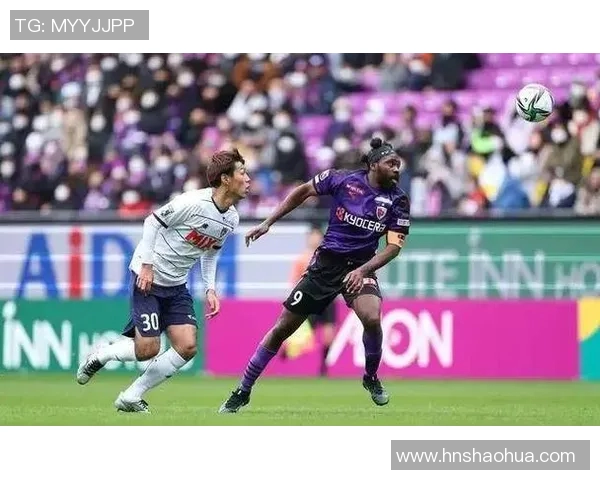 川崎前锋迎战广岛三箭争夺联赛积分巅峰对决即将上演 川崎前锋迎战广岛三箭争夺联赛积分巅峰对决即将上演